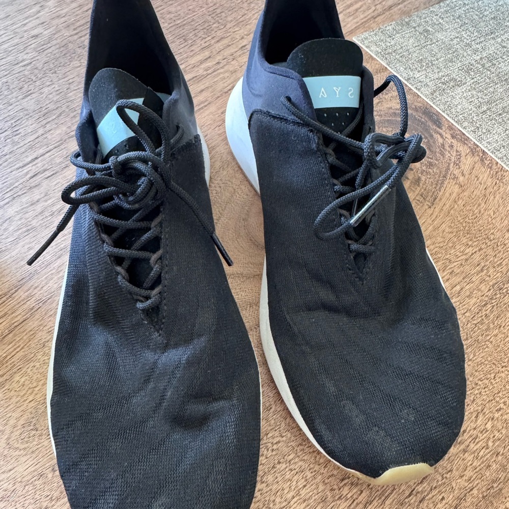 Saysh One Black Shoes - 8.5 US